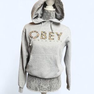 Woman’s Obey Hoodie S